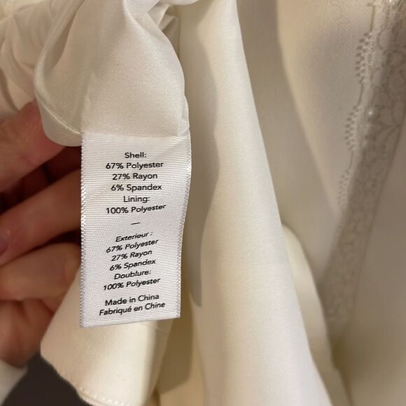 Likely Lace-trim Sheath Dress In White || SZ 4 - Picture 15 of 16